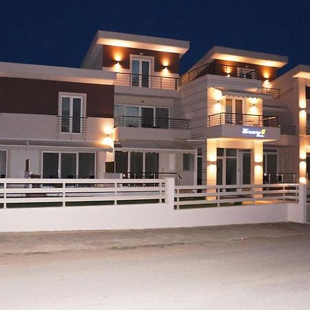 Erosaria Suites Nikiti  Exterior foto